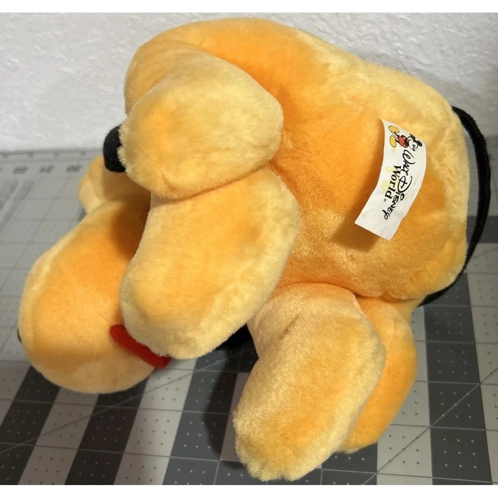 Walt Disney World Pluto Dog 9.5 in Plush Vintage 1980s Sitting Red Collar Puppy